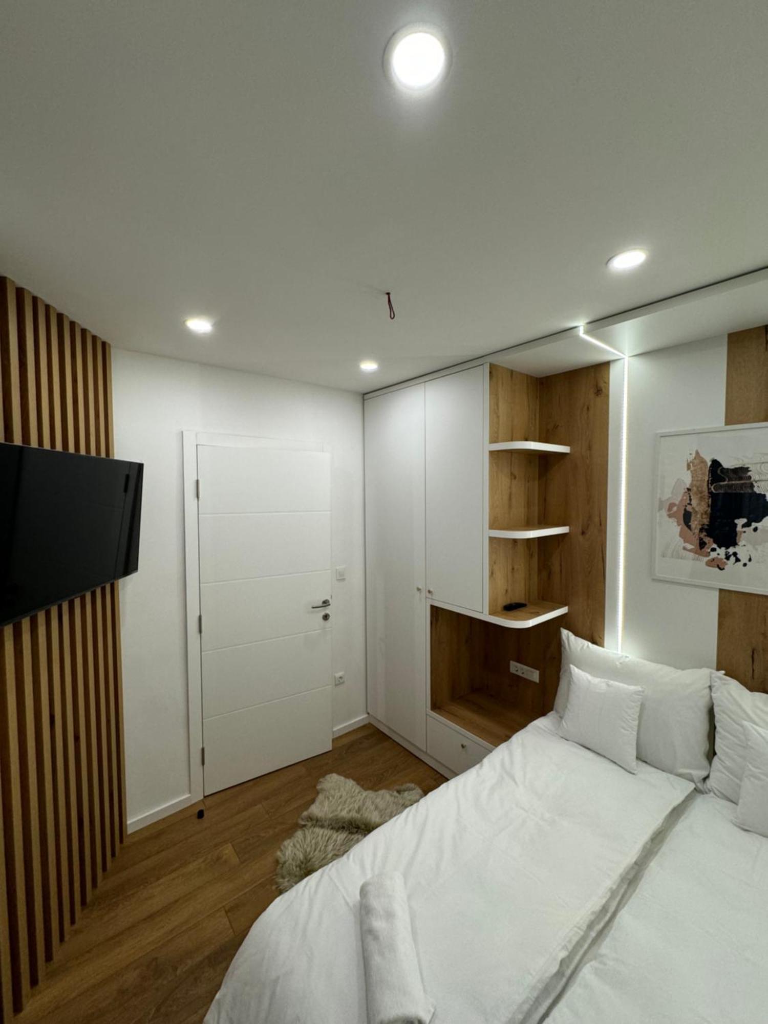 Mona Luxury Apartments - Free Garage Parking Sarajevo Esterno foto